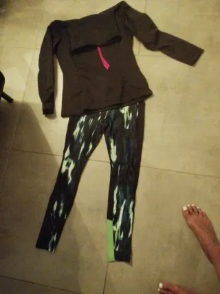 Conjunto blusa y malla estampado