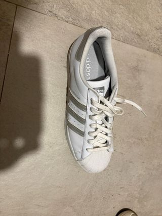 Zapatillas Adidas Superstar Blancas y Plateadas