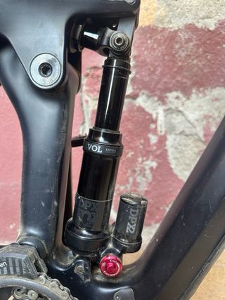 Bicicleta Enduro Canyon Strive CF 7.0