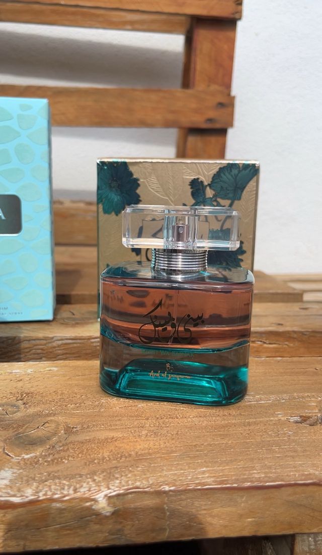 Perfume Ard Al Zaafaran Árabe Dorado y Turquesa