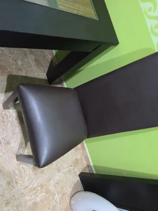 Mesa comedor cristal y 5 sillas bambú