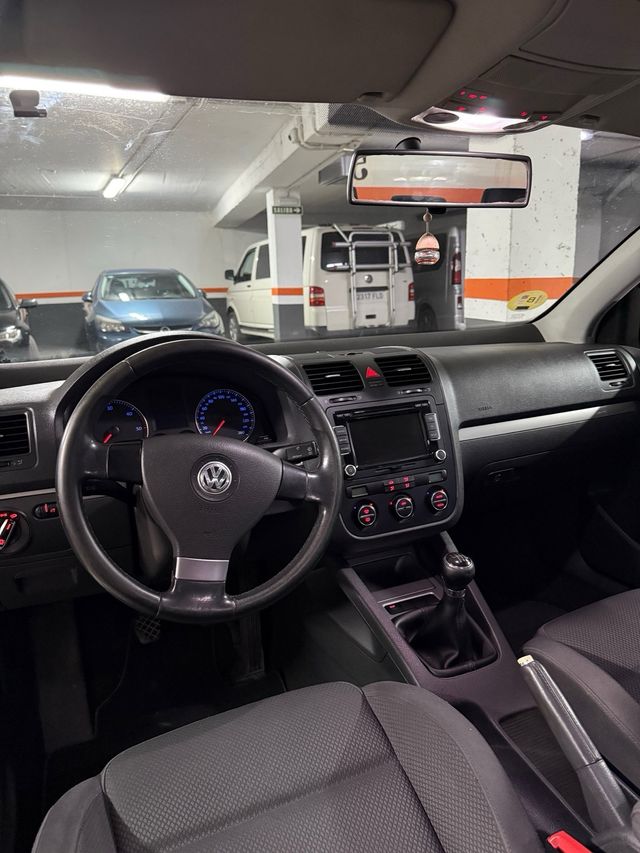 Volkswagen Golf 2005