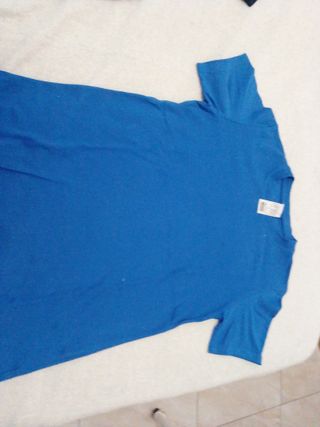 Camiseta azul talla M