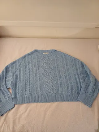 Jersey oversize punto azul Stradivarius