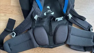 Mochila Quechua Negra y Azul