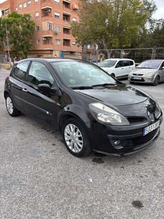 Renault Clio 2005