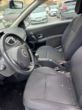 Renault Clio 2005
