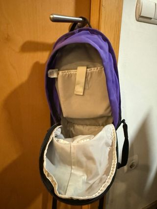 Mochila pequeña Nike morada