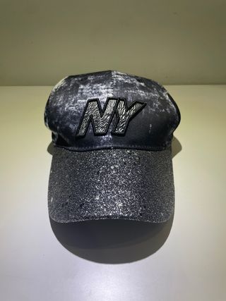Gorra NY Negra y Plateada