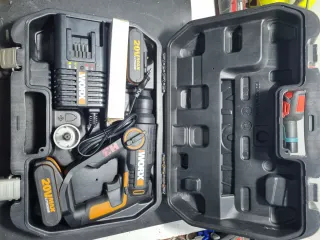 Taladro Percutor Worx 20V con Maletín