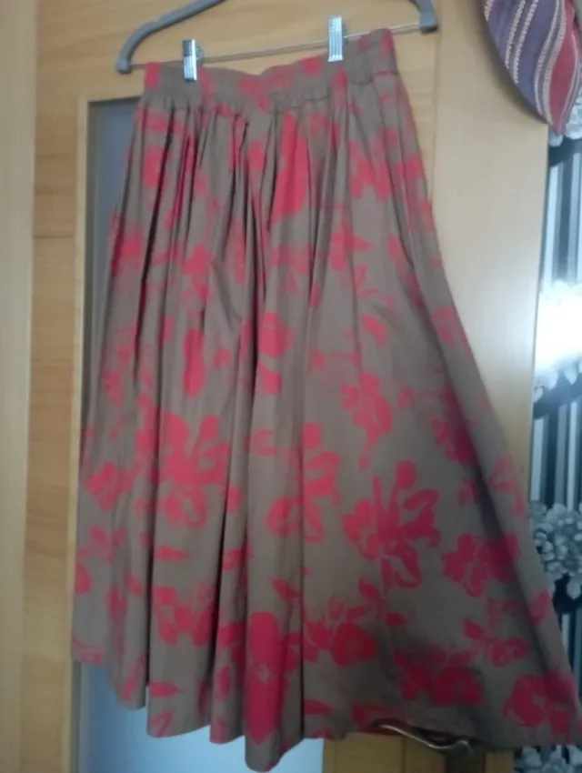 Conjunto Blusa y Falda Italiana