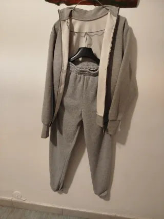Conjunto chándal gris
