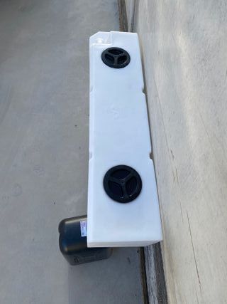 Depósito agua 90L con paso de rueda (camper)