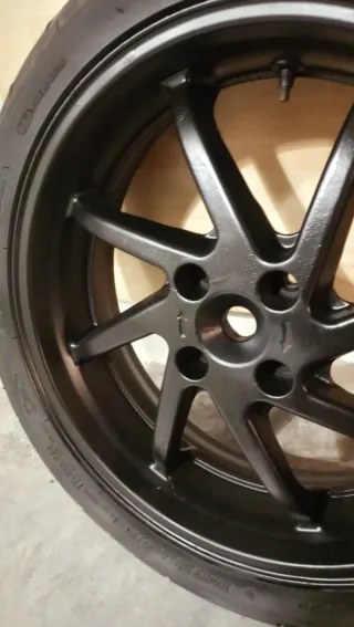 Llanta Trasera VFR750