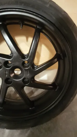 Llanta Trasera VFR750