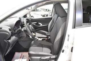 TOYOTA YARIS 1.5 HYBRID 120H BUSINESS