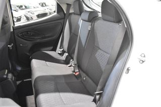TOYOTA YARIS 1.5 HYBRID 120H BUSINESS