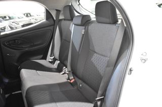 TOYOTA YARIS 1.5 HYBRID 120H BUSINESS