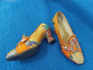 Traje de Fallera Valenciana Multicolor