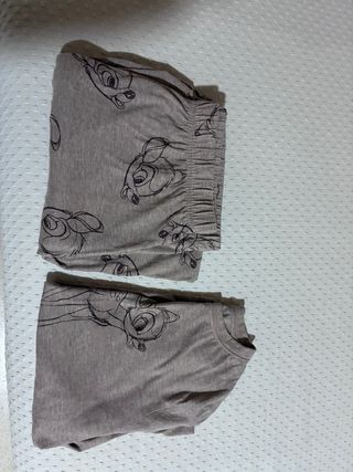 Camiseta Bambi Primark Talla S
sin estrenar 
