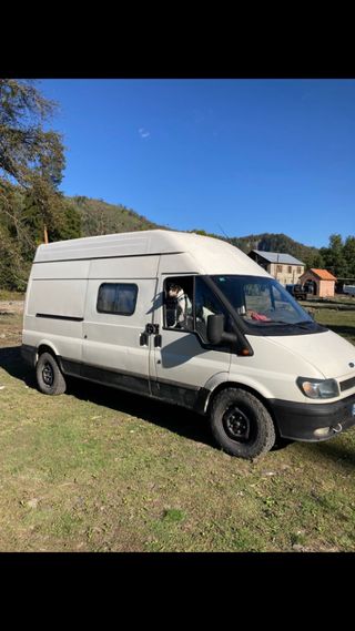 Furgoneta camper Ford Transit