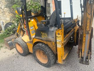 JCB 1CX sin documentación 2004