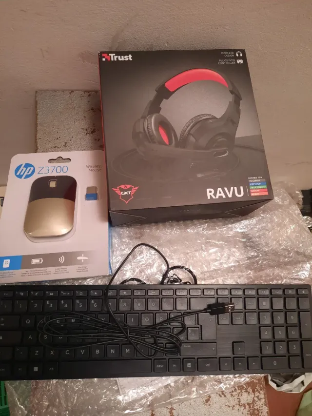 Tastiera, Cuffie e Mouse HP/Trust
