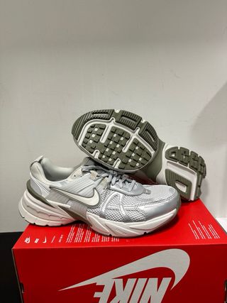 Nike V2K Run 