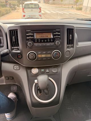 Nissan ElECTRICA NV200 2018. 2 puertas laterales