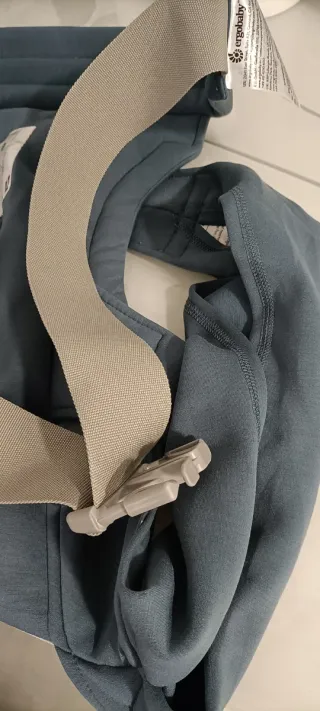 Mochila Ergobaby Embrace Recién Nacido.