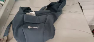 Mochila Ergobaby Embrace Recién Nacido.