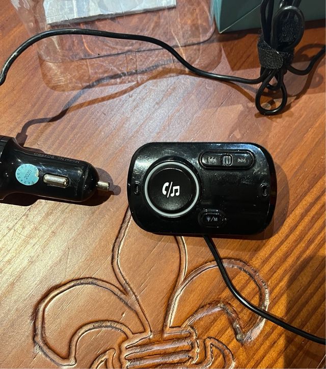 Transmisor Radio Bluetooth Coche QC3.0