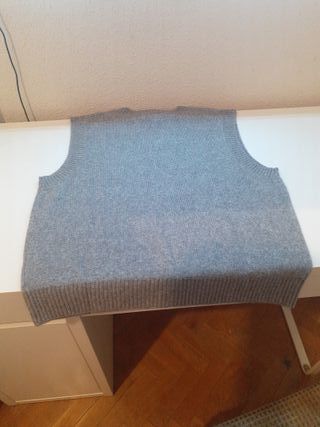 Chaleco PULL&BEAR V-neck Hombre Talla L Gris