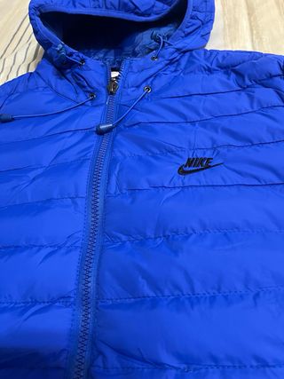 Cazadora Nike Azul con Capucha