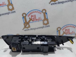 Mando elevalunas 8404002160 toyota corolla 1104595