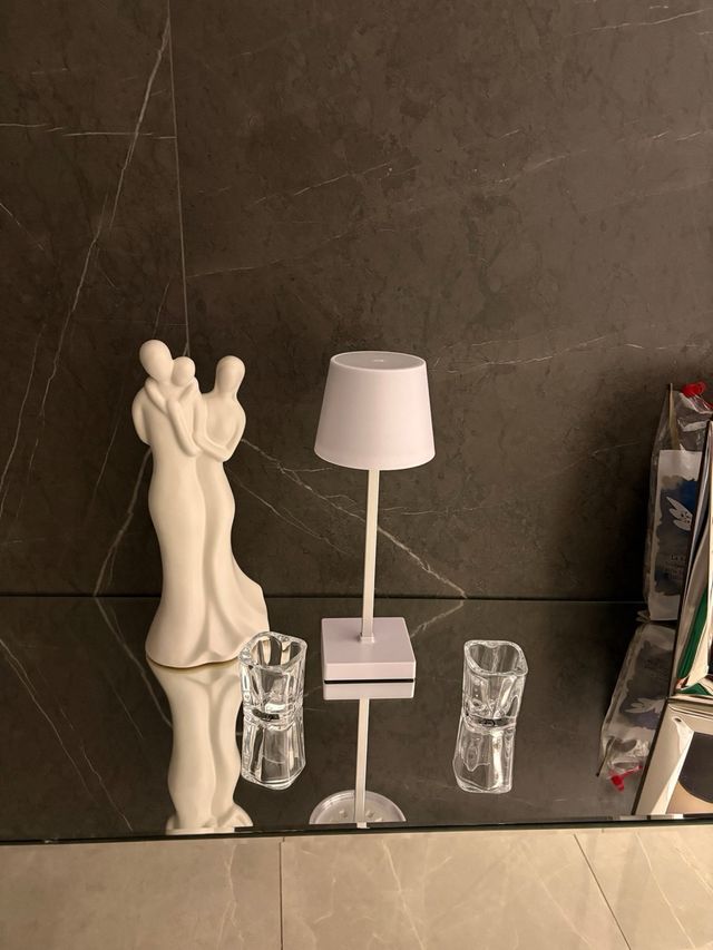 Lampada LED da tavolo batteria