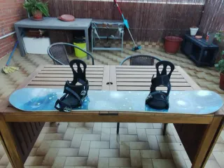 Tabla Snowboard DC 139 + fijaciones Burton 