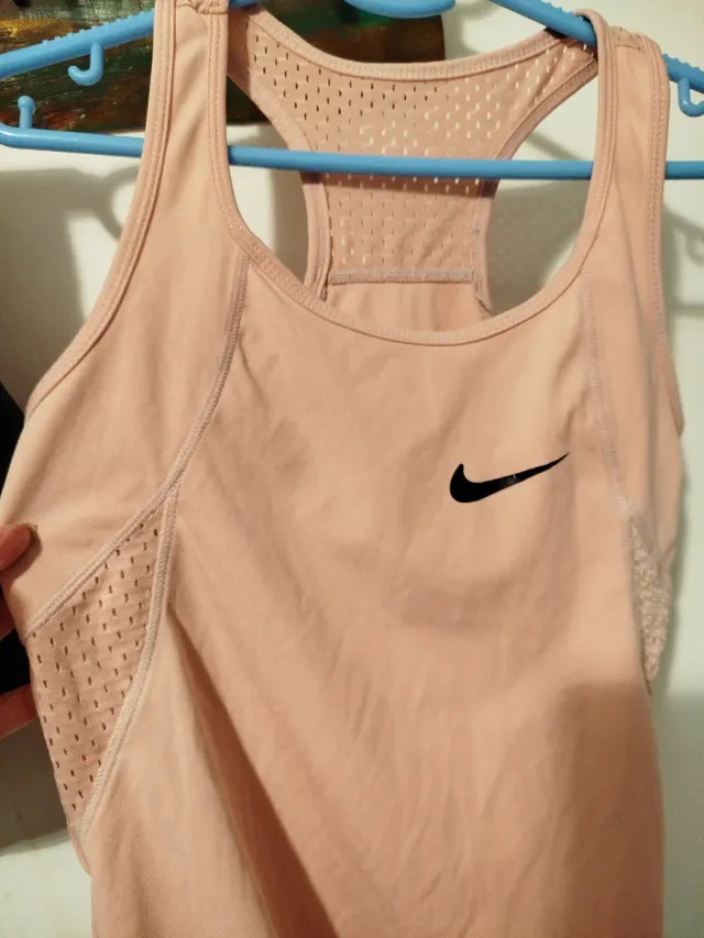 Conjunto de deporte pantalon corto y camiseta