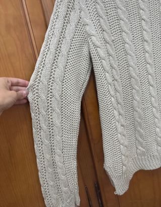 Jersey de mujer beige trenzado