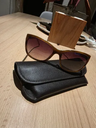 Gafas de sol Emporio Armani marrones