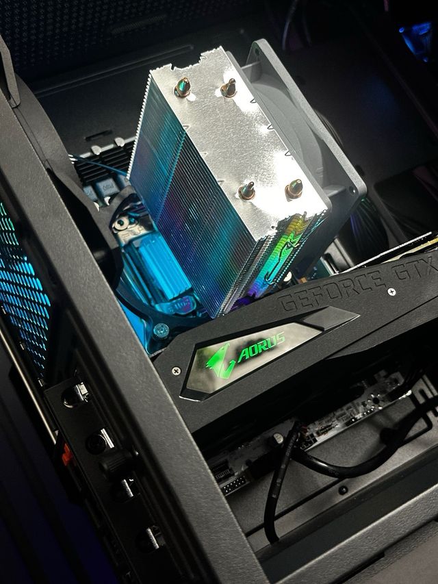 GTX 1660 TI da gioco per PC +14 CORE+16 GB +NMVE 500 GB