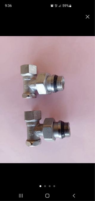 Radiadores de agua blancos