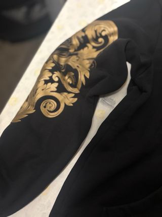 Felpa Maison 9 Paris con cappuccio nera e oro