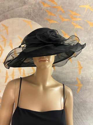 Sombrero vintage tul negro con flor