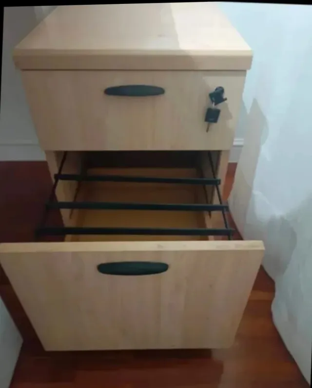 Cajonera de oficina madera