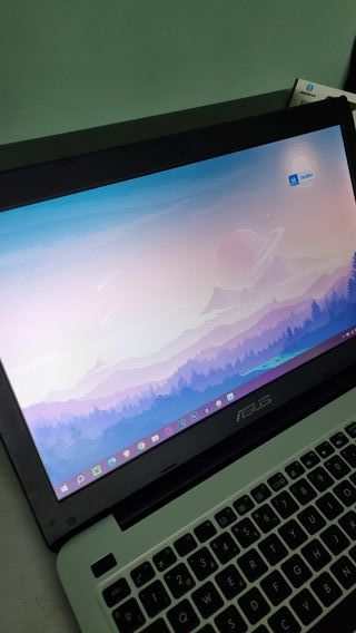 Portátil ASUS F556U i7 12GB RAM