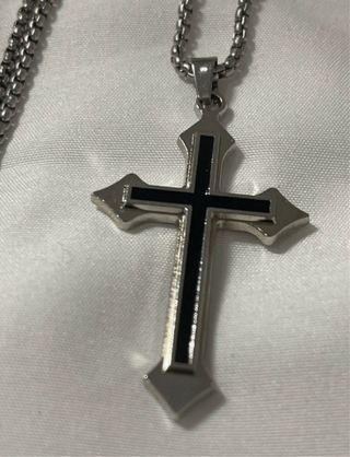 Cadena con Cruz Plata y Negro