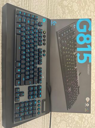 Teclado Gaming Logitech G815 RGB Mecánico