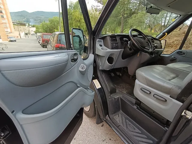 Ford Transit 2014 9 plazas