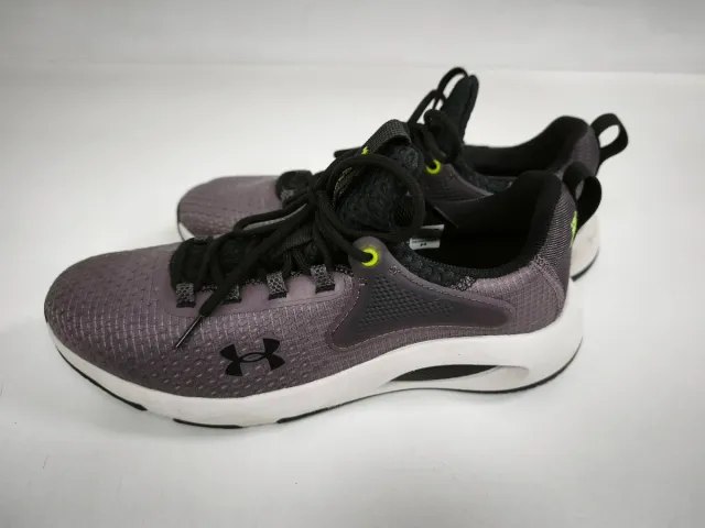 Zapatillas Under Armour Negras/Grises